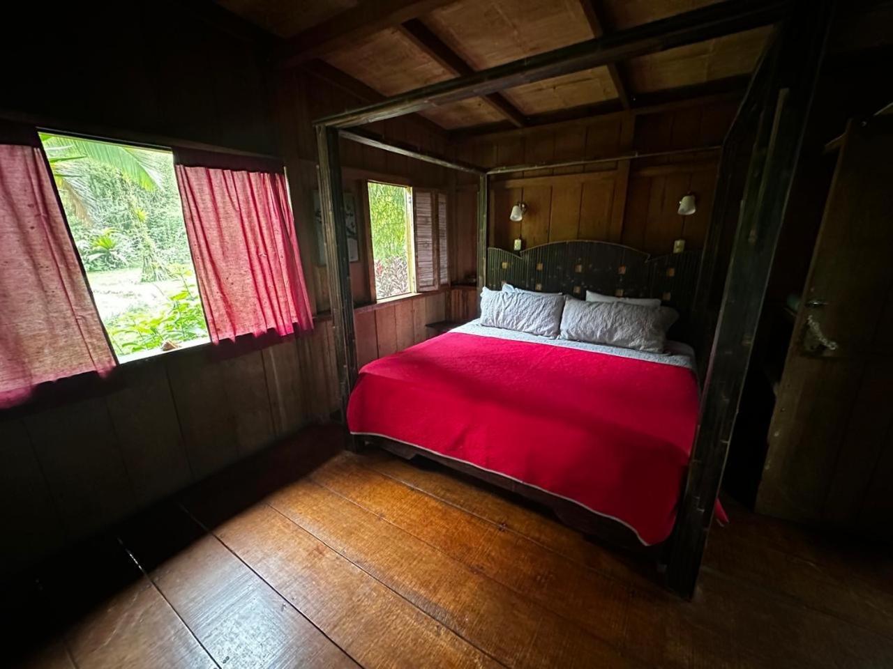 Guápiles Casa Rio Blanco Eco Friendly B&B מראה חיצוני תמונה
